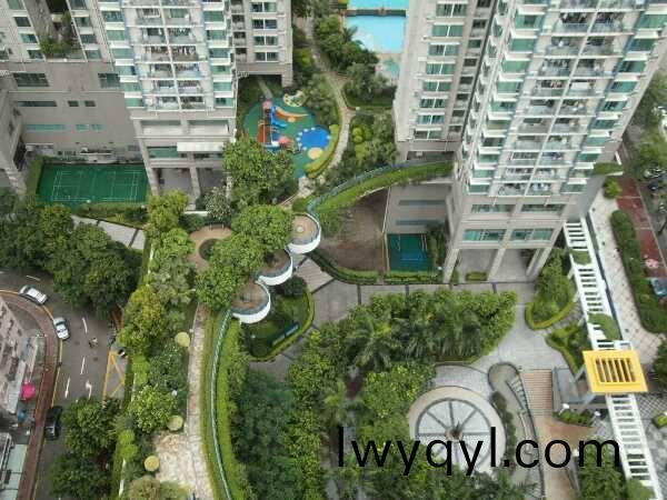 東(dong)方雅(ya)苑(yuan)小(xiao)區(qu)